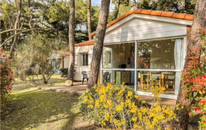 Nice home in L'Aiguillon-la-Presqu' with WiFi and 2 Bedrooms